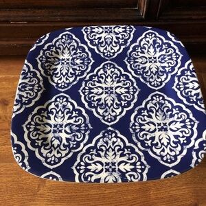 Better Homes & Gardens navy blue & white Melamine Graphic Floral Square Platter